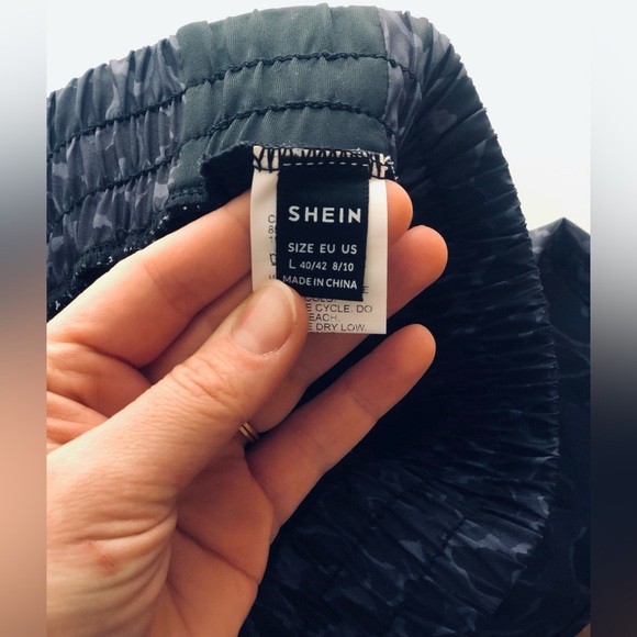 NWOT, Never Worn.Breathable Leopard Sports Shorts with inside Spandex Attachment - Picture 5 of 5